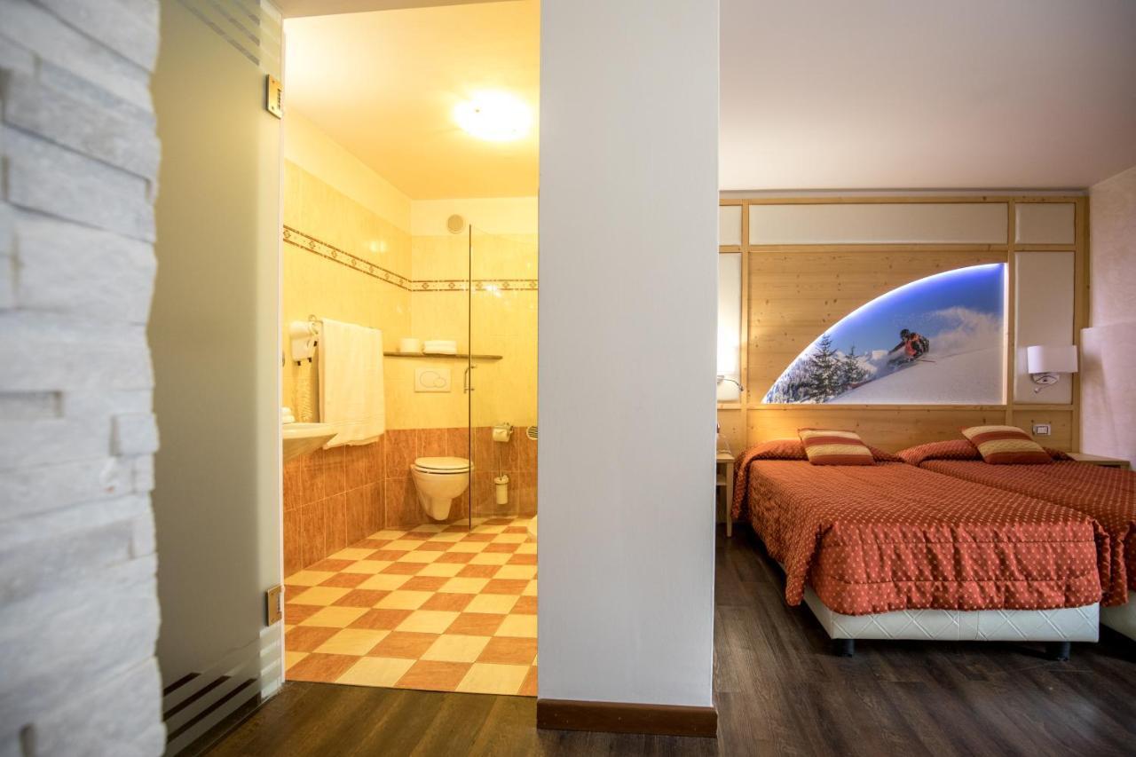 Hotel Touring Predazzo Exteriér fotografie