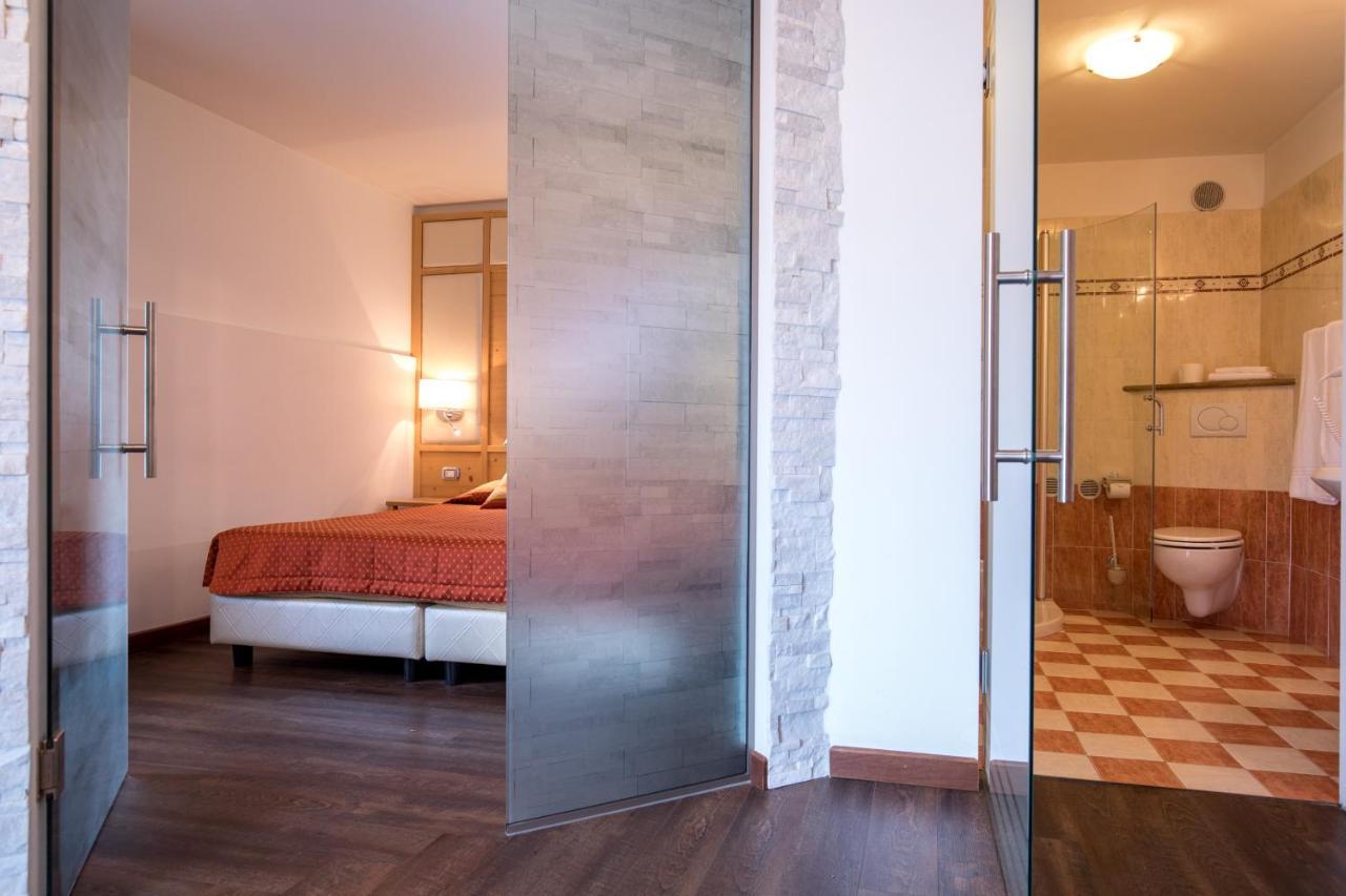 Hotel Touring Predazzo Exteriér fotografie