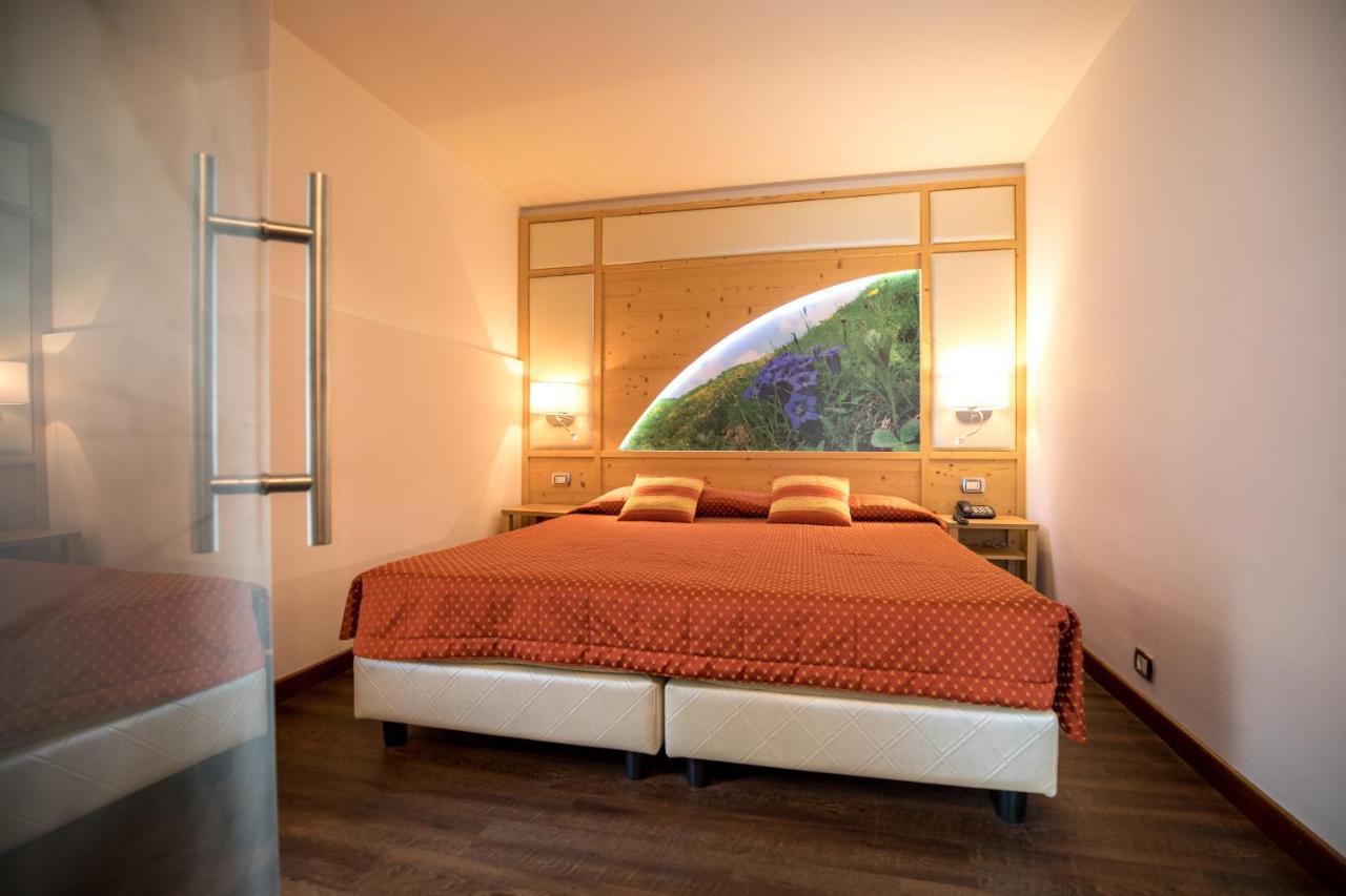 Hotel Touring Predazzo Exteriér fotografie